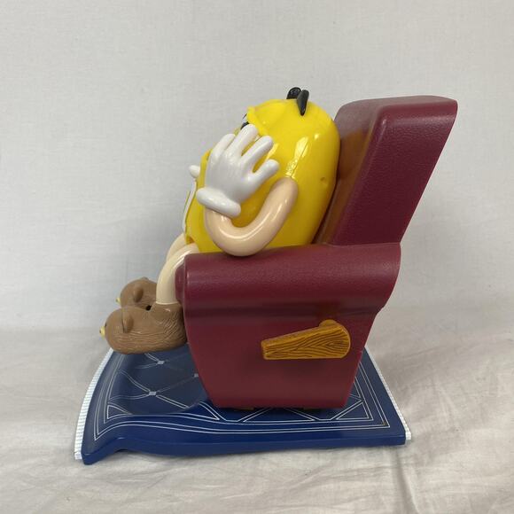 Vintage 1999 M&M's Yellow Candy Dispenser Recliner Chair Remote Couch Potato - Picture 8 of 14